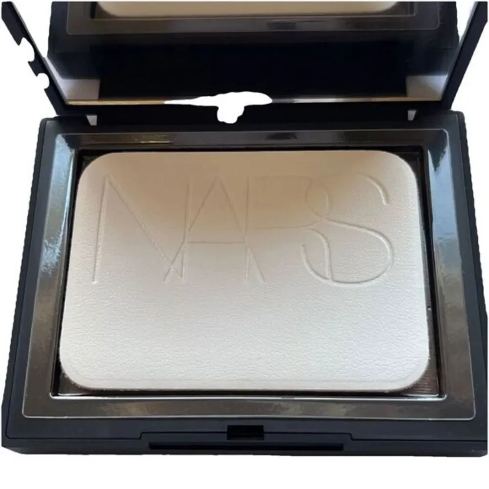 Nars SABLE Light Reflecting Setting Pressed Powder .35 oz. Dark Compact Makeup